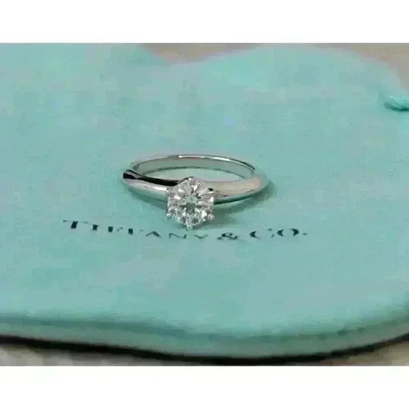 Tiffany & Co Platinum .72ct Round Brilliant Diamond Engagement Ring G-VS2 GIA - Picture 4 of 9